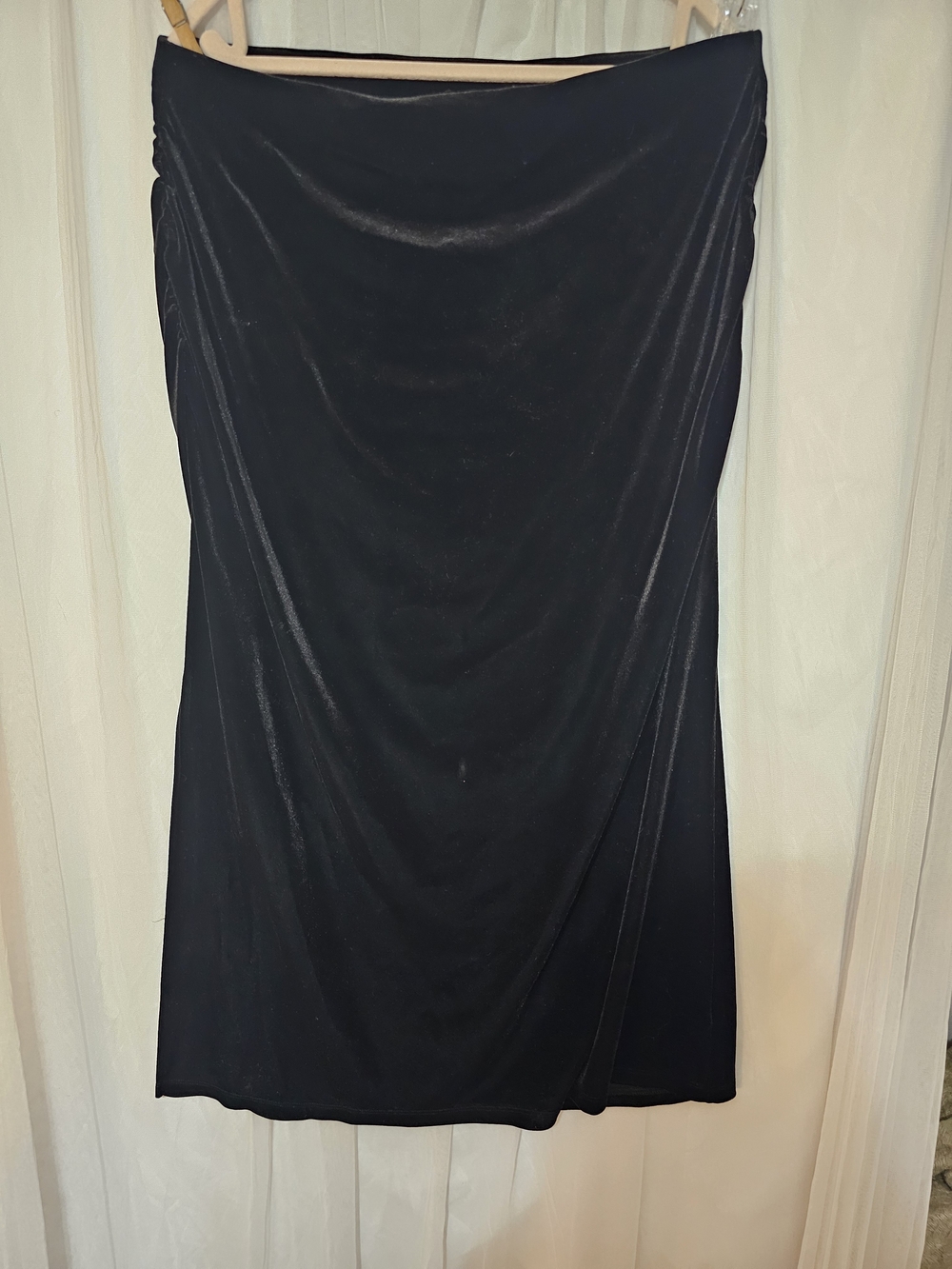 Old Navy Black Velvet Skirt